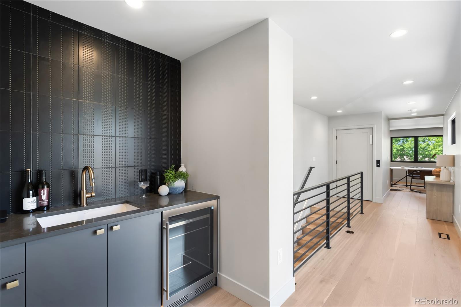 MLS Image #33 for 417 n madison street,denver, Colorado