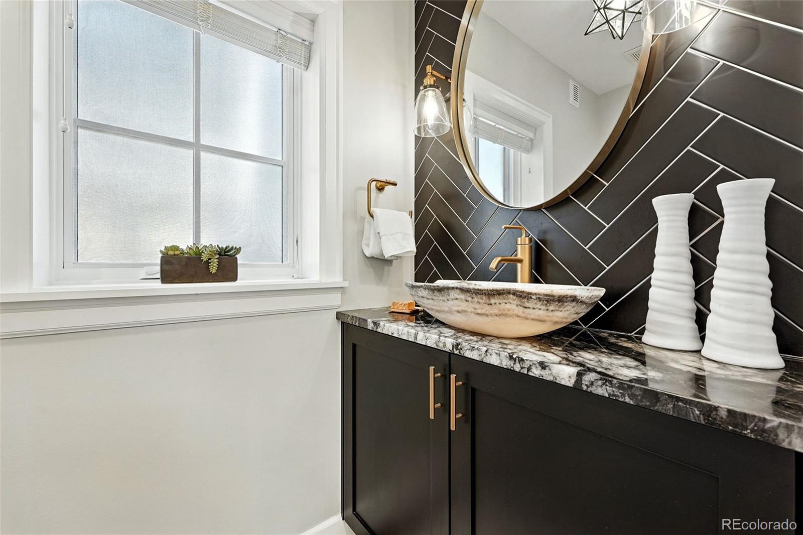MLS Image #21 for 474 s vine street,denver, Colorado