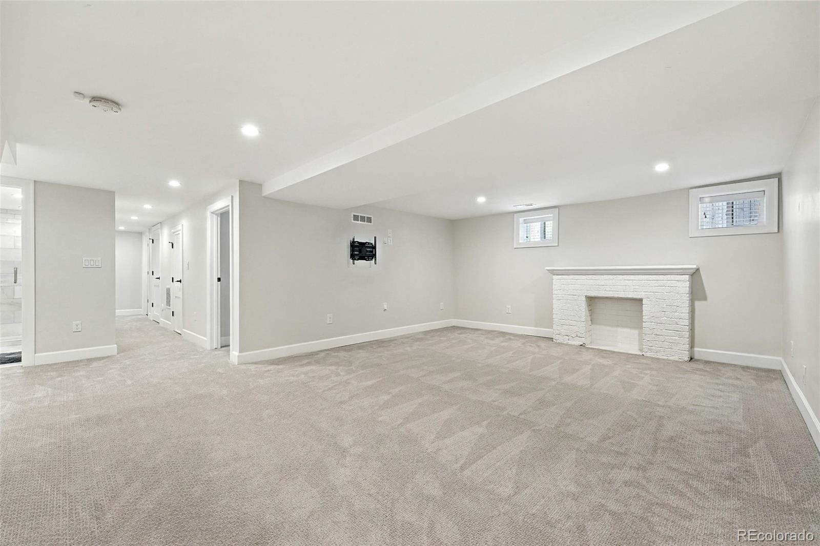 MLS Image #35 for 474 s vine street,denver, Colorado