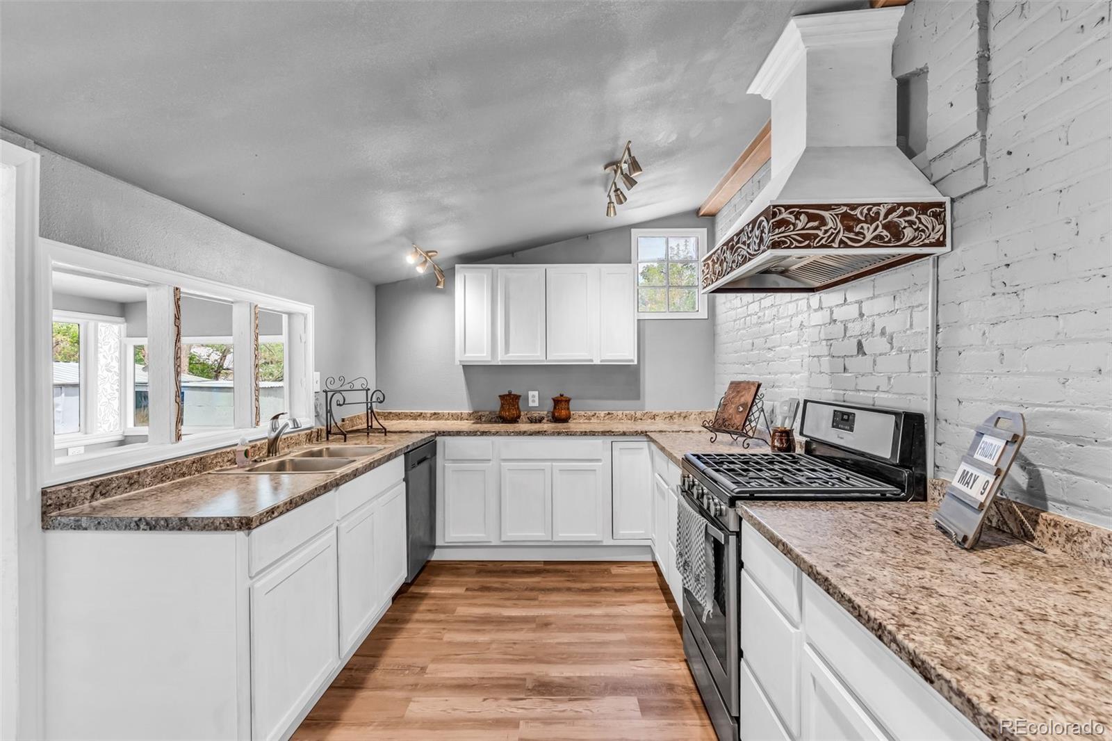 MLS Image #14 for 919  clover avenue,canon city, Colorado