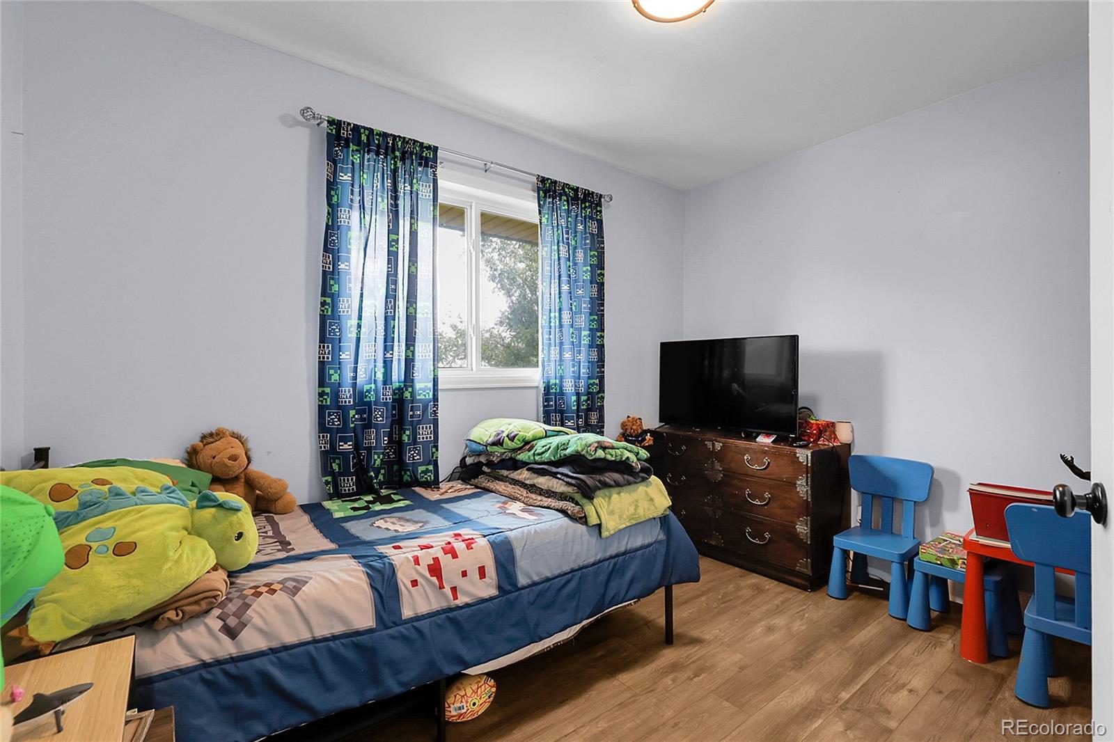 MLS Image #14 for 8660  de soto street,denver, Colorado