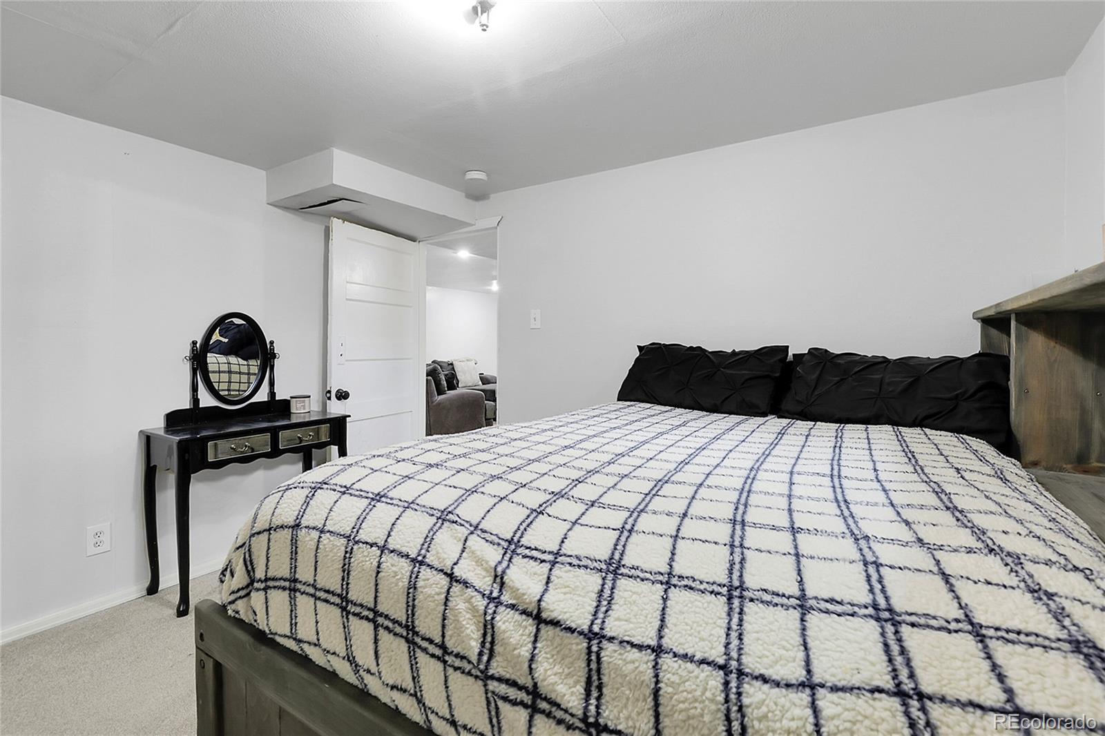 MLS Image #25 for 8660  de soto street,denver, Colorado