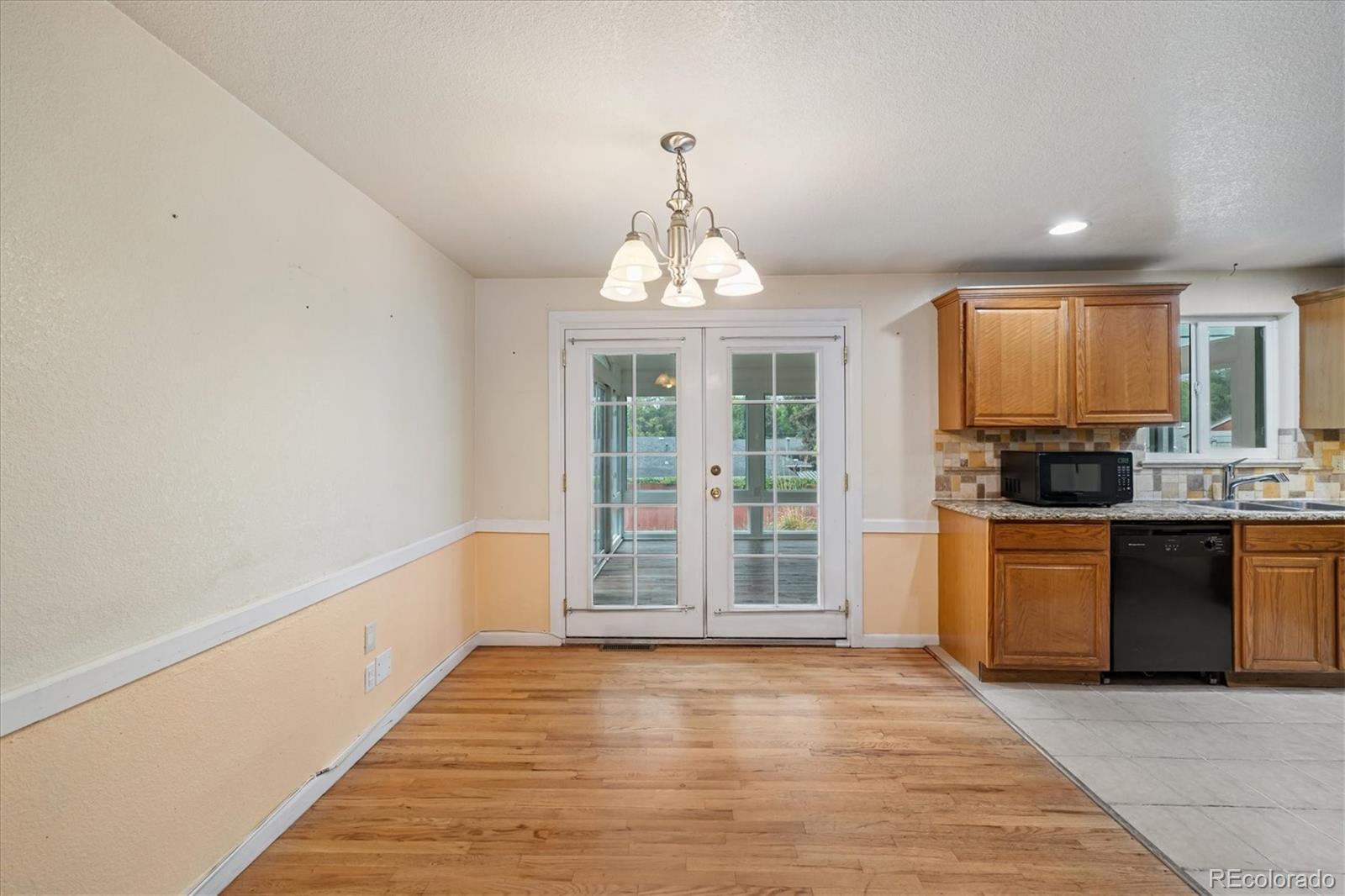 MLS Image #6 for 8137  vanguard drive,denver, Colorado