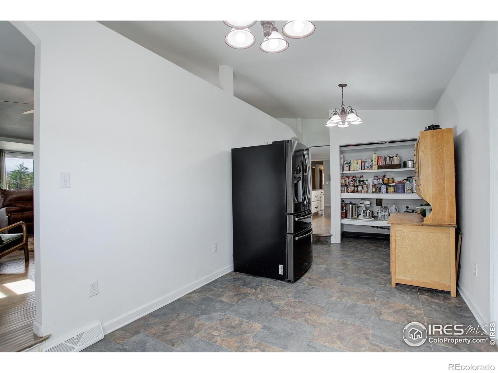 MLS Image #11 for 1428 s county road 23e ,berthoud, Colorado