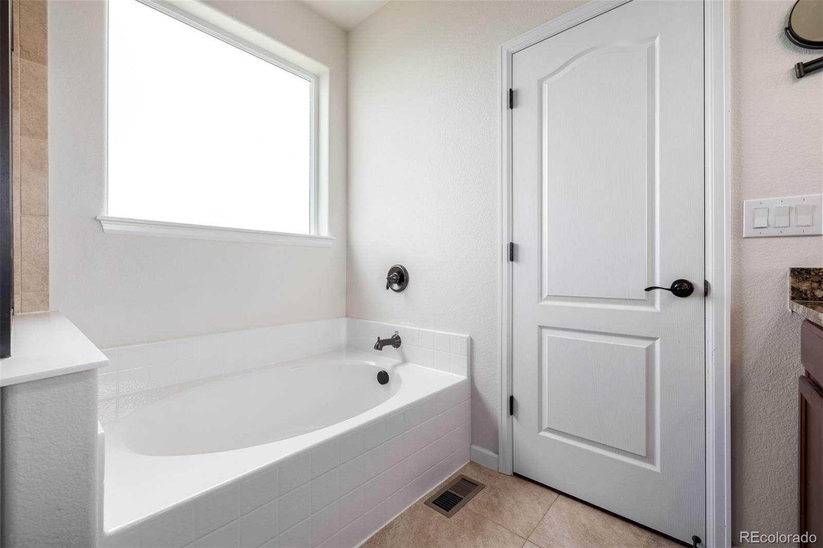 MLS Image #18 for 42425  forest oaks drive,elizabeth, Colorado