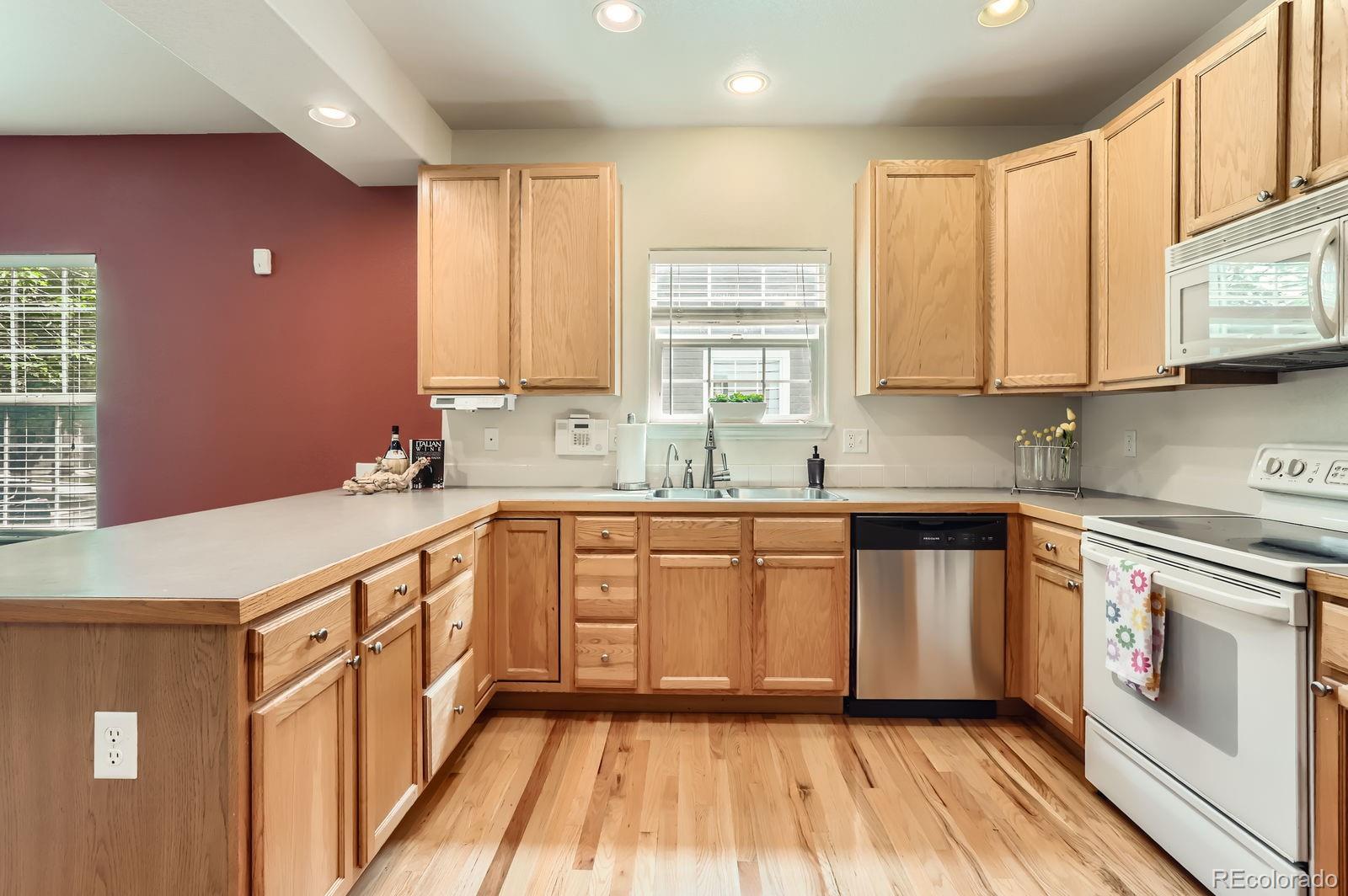 MLS Image #11 for 511  noel avenue,longmont, Colorado