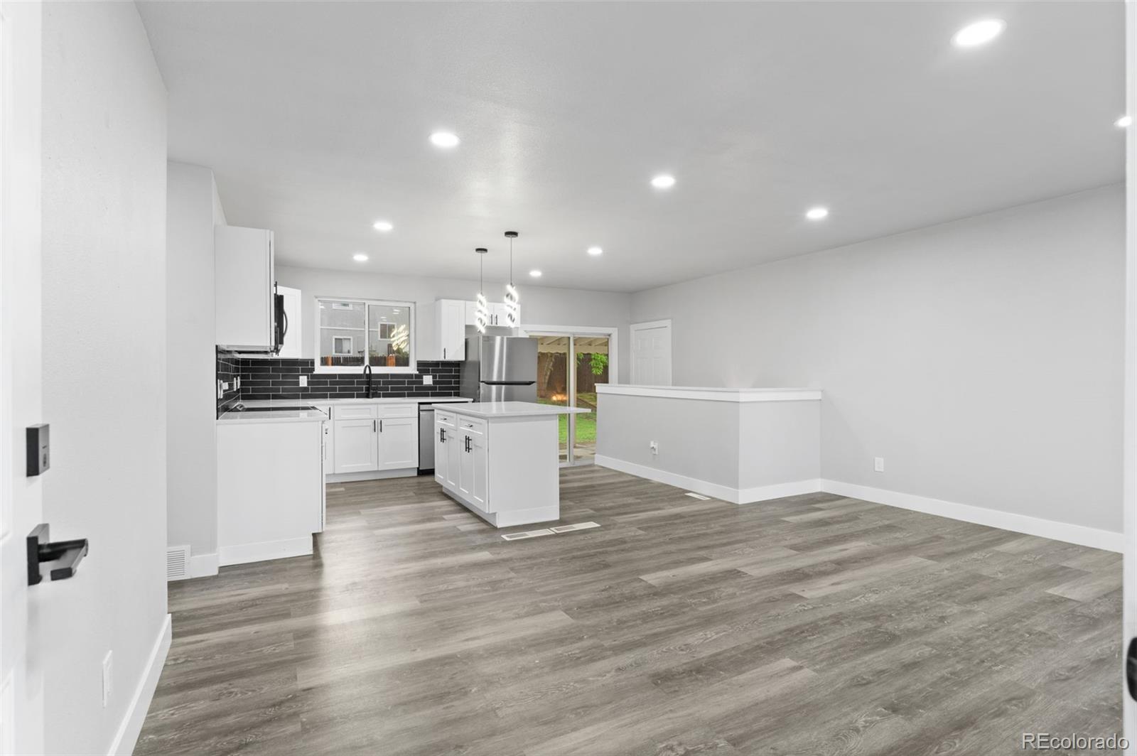 MLS Image #2 for 4672 s lewiston way,aurora, Colorado