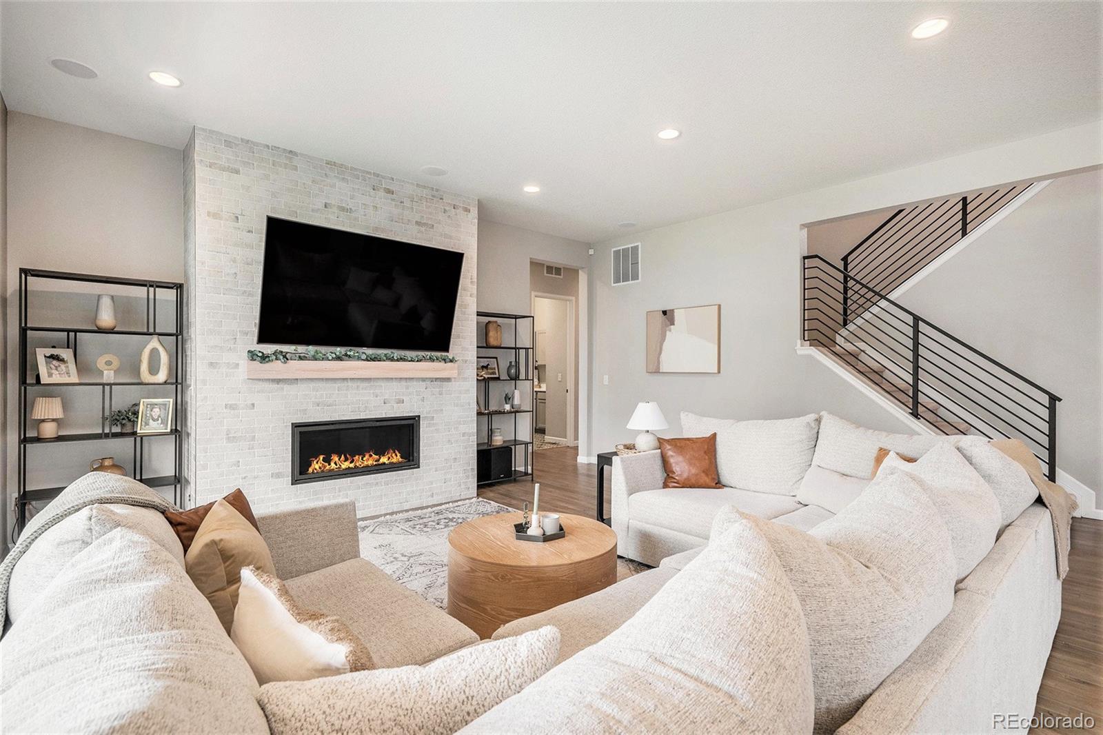 MLS Image #7 for 3091  keepsake way,castle rock, Colorado