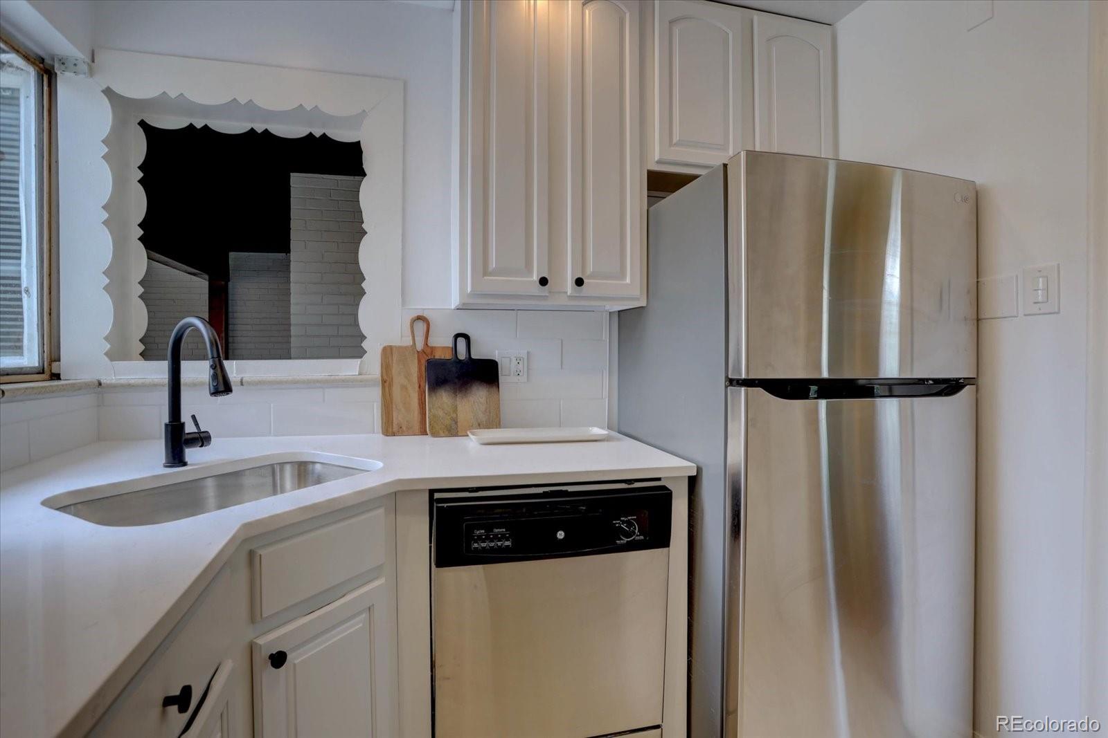 MLS Image #7 for 2812  krameria street,denver, Colorado