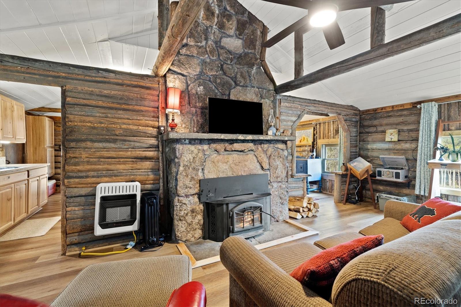MLS Image #3 for 104  county road 90 ,allenspark, Colorado