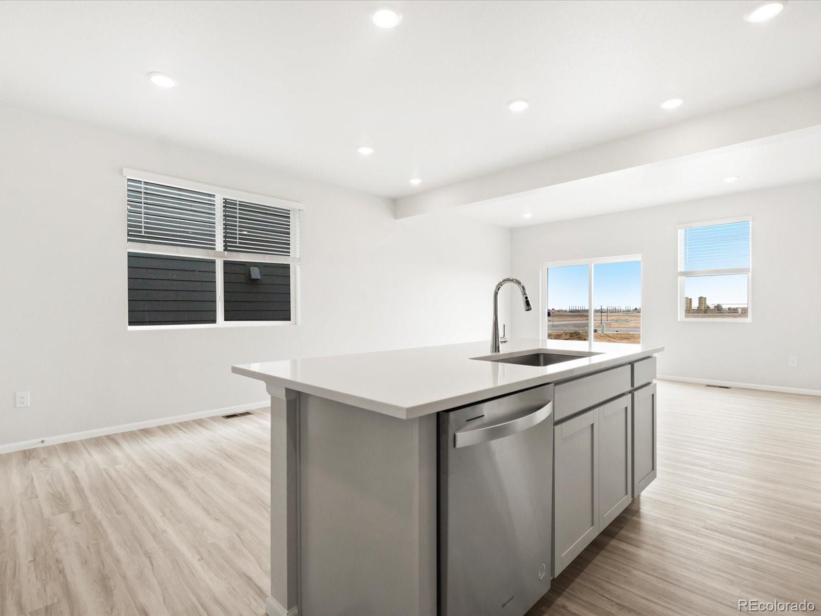MLS Image #14 for 610  97th avenue,greeley, Colorado