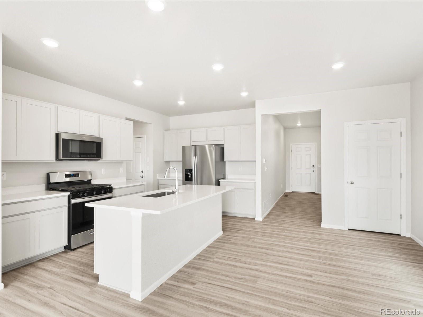 MLS Image #9 for 610  97th avenue,greeley, Colorado
