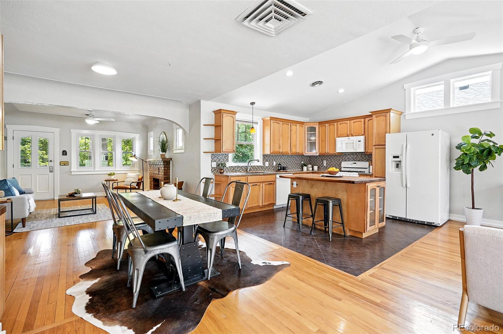 MLS Image #15 for 3321  stuart street,denver, Colorado