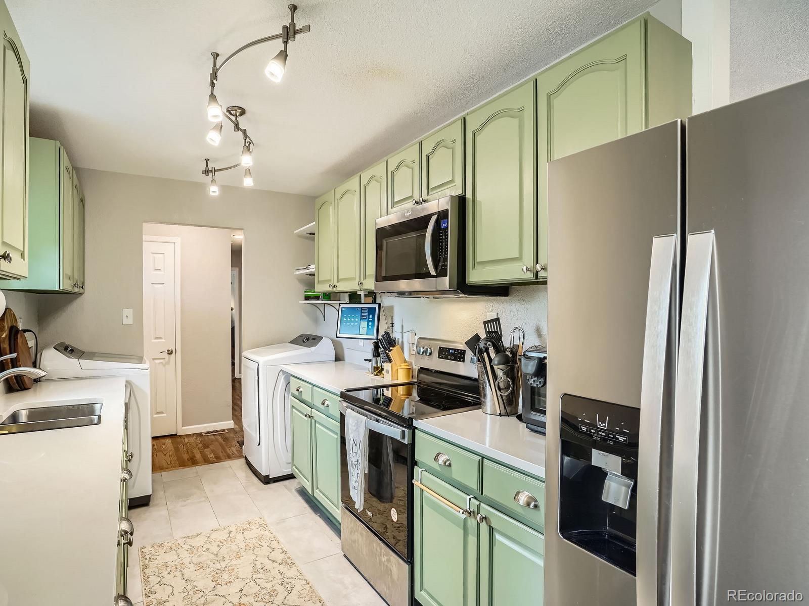 MLS Image #3 for 6346  fenton street,arvada, Colorado
