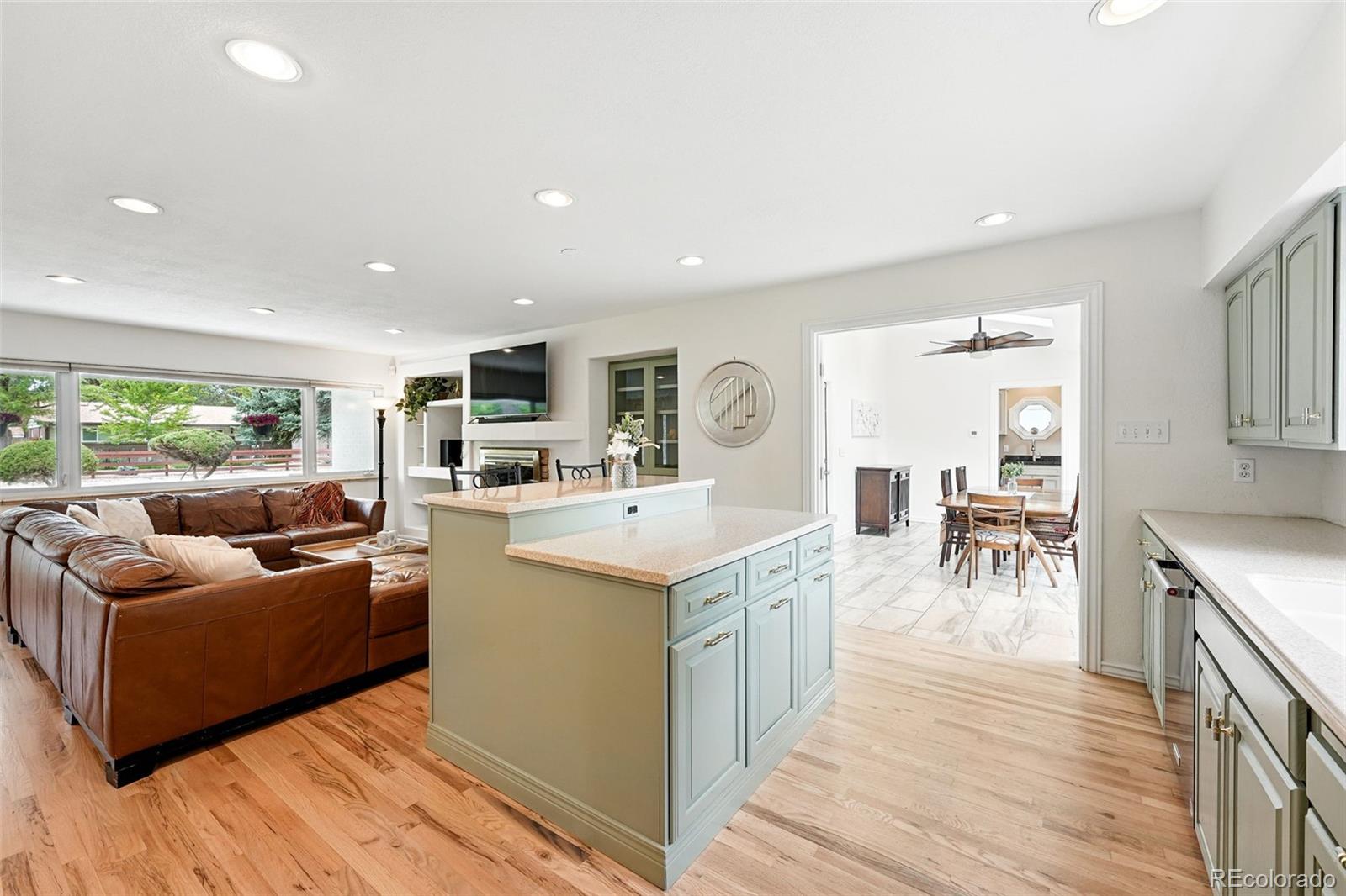 MLS Image #12 for 11880 w 30th place,lakewood, Colorado