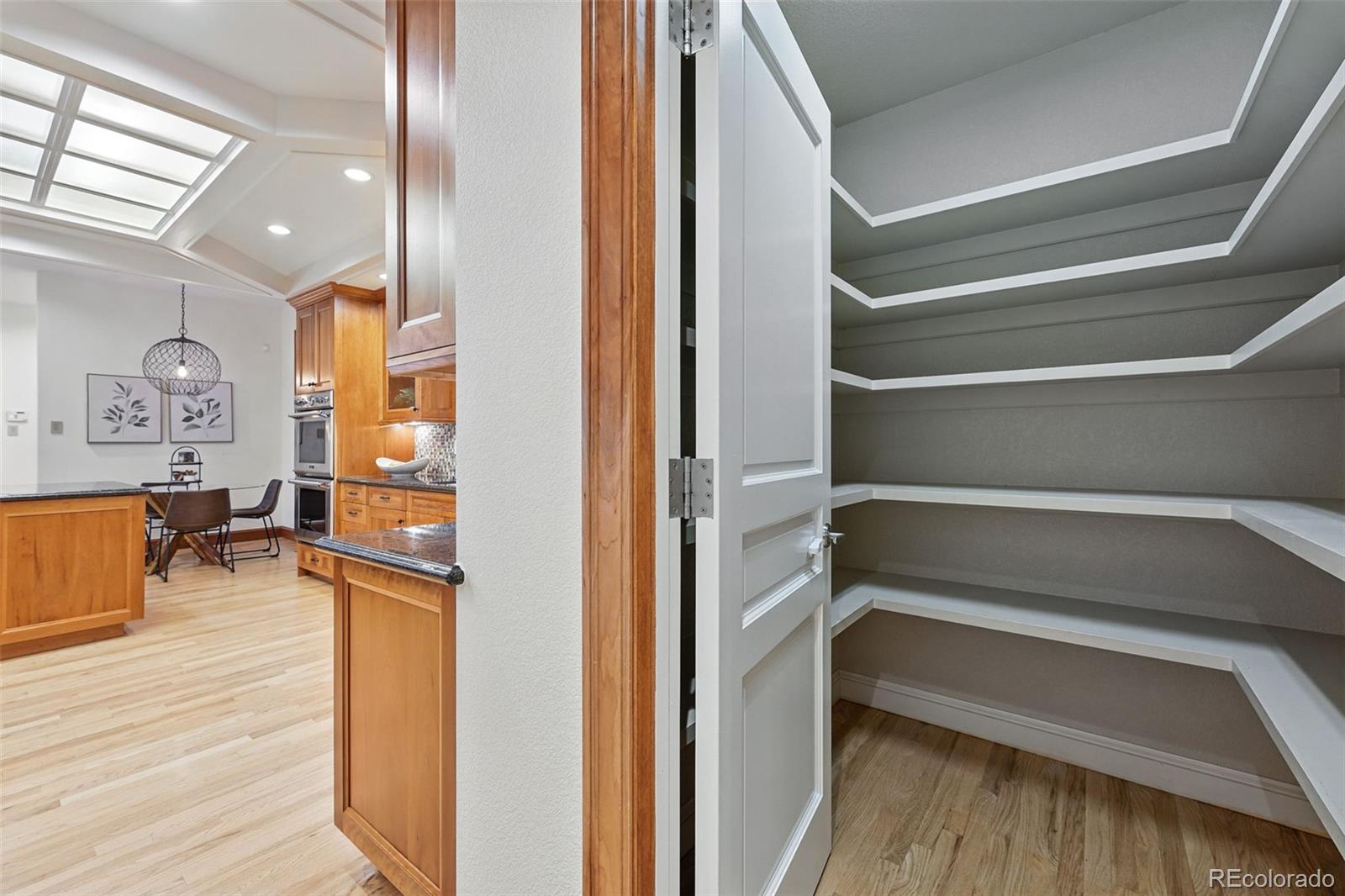 MLS Image #24 for 1351 s milwaukee street,denver, Colorado