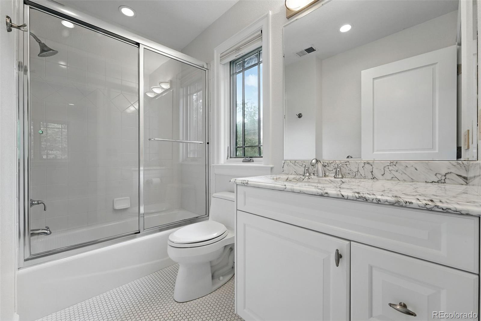MLS Image #36 for 1351 s milwaukee street,denver, Colorado