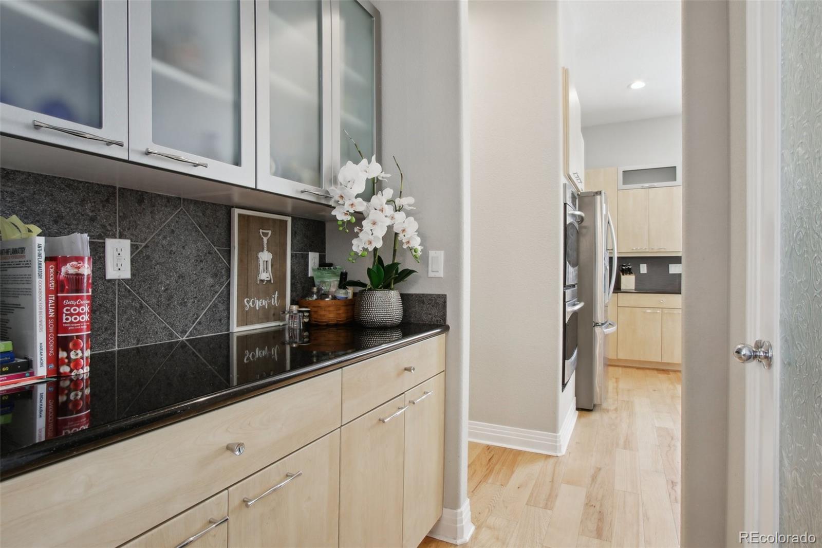 MLS Image #10 for 6553 s sedalia street,aurora, Colorado
