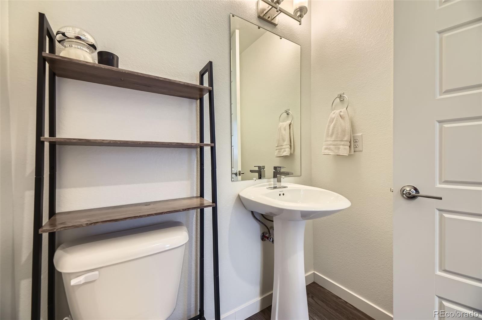 MLS Image #11 for 10117  morrison road,lakewood, Colorado