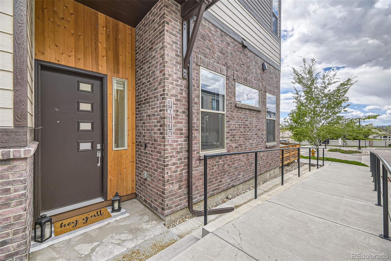 MLS Image #2 for 10117  morrison road,lakewood, Colorado