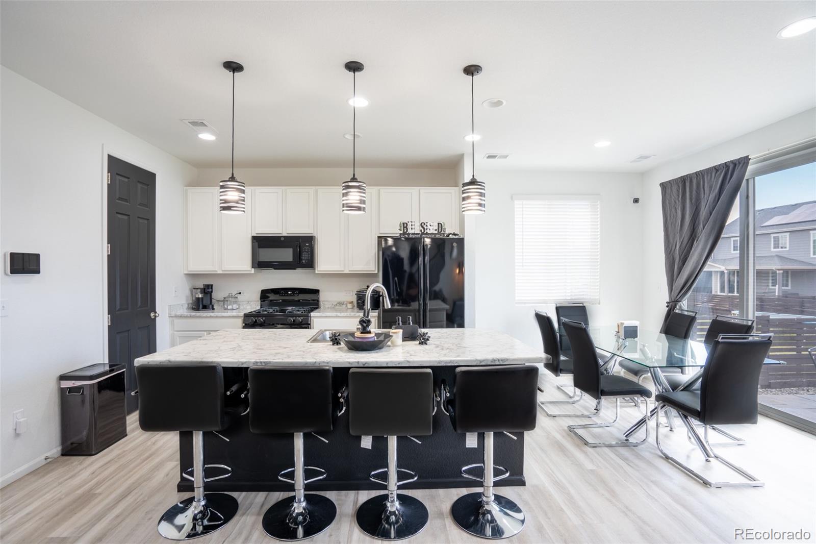 MLS Image #2 for 26985 e bayaud avenue,aurora, Colorado