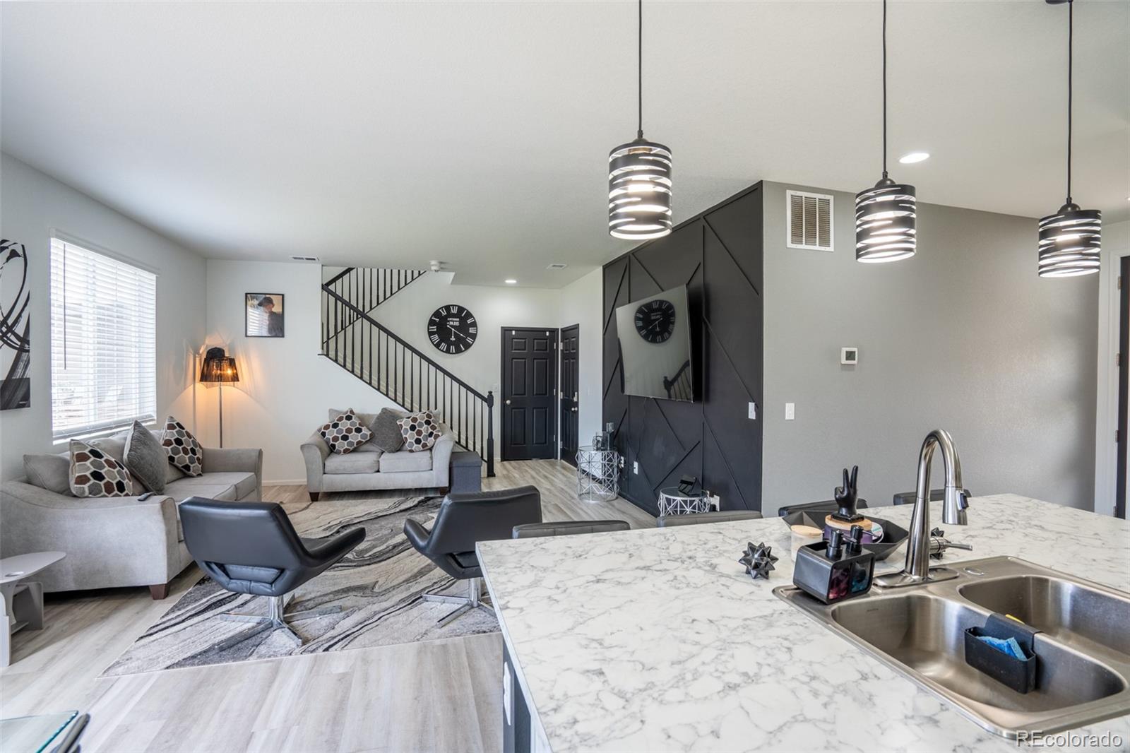 MLS Image #4 for 26985 e bayaud avenue,aurora, Colorado