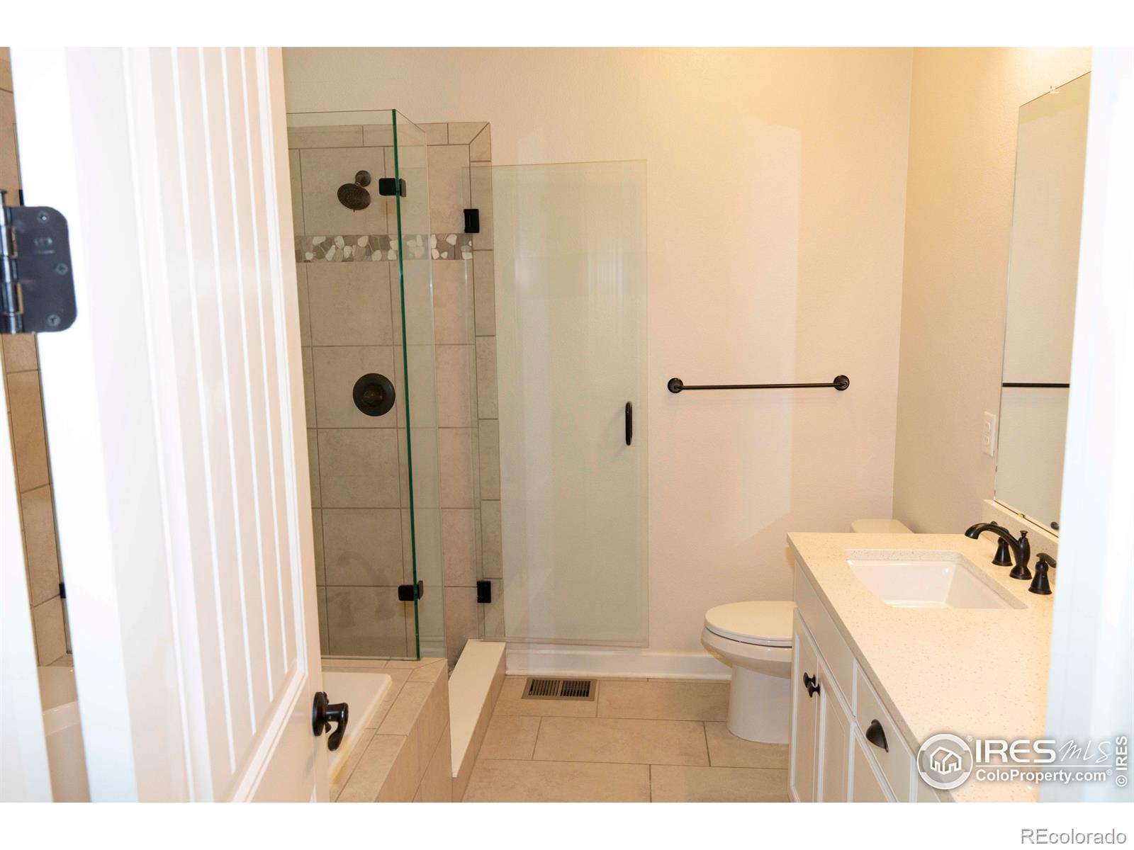 MLS Image #14 for 4631  lakeside drive,firestone, Colorado