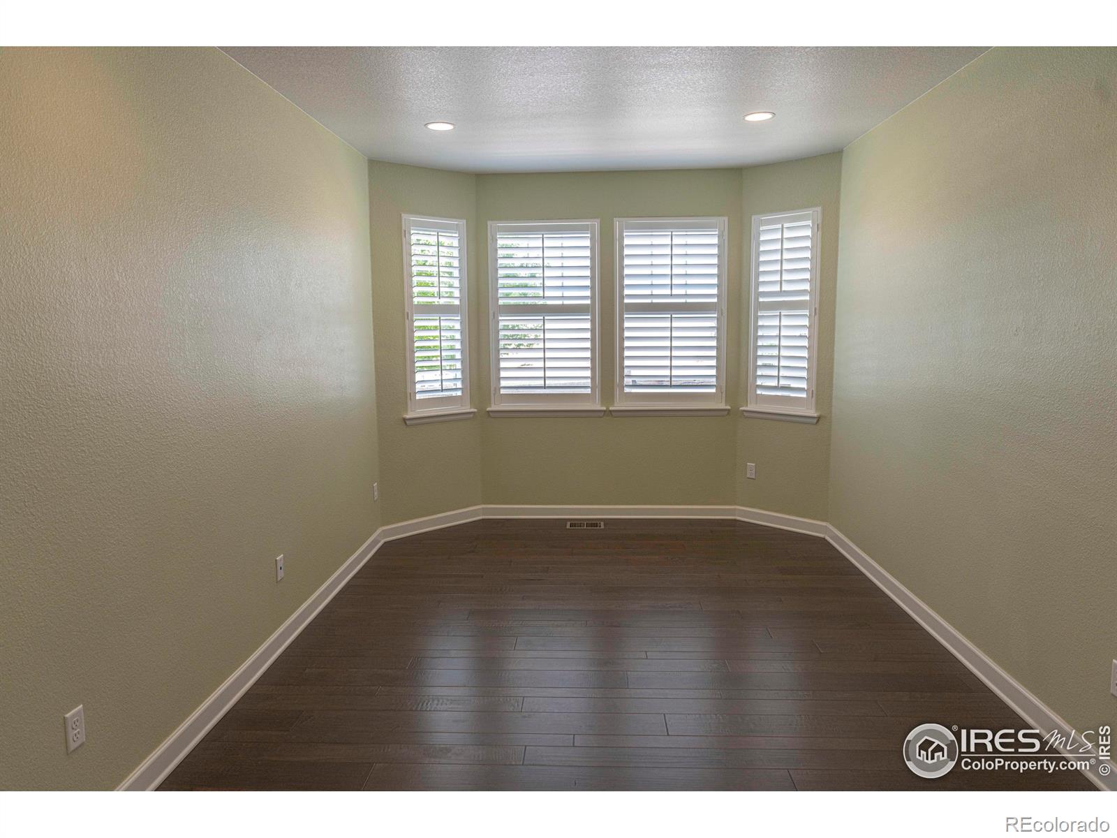 MLS Image #5 for 4631  lakeside drive,firestone, Colorado