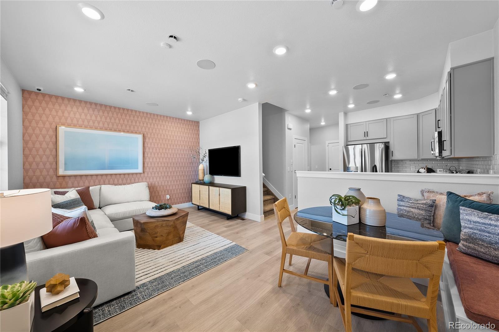 MLS Image #5 for 17123 w 91st lane,arvada, Colorado