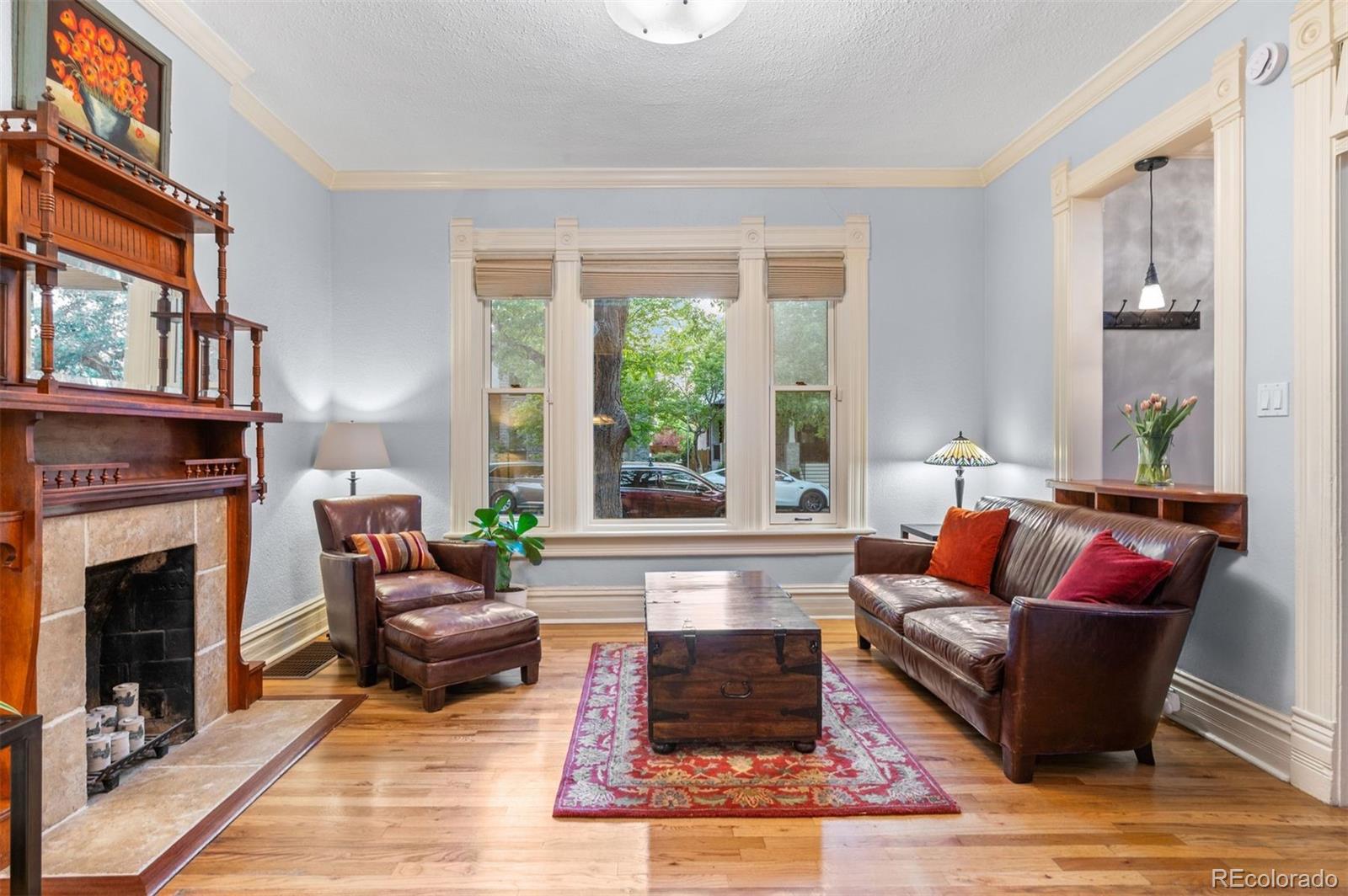 MLS Image #3 for 848 s emerson street,denver, Colorado