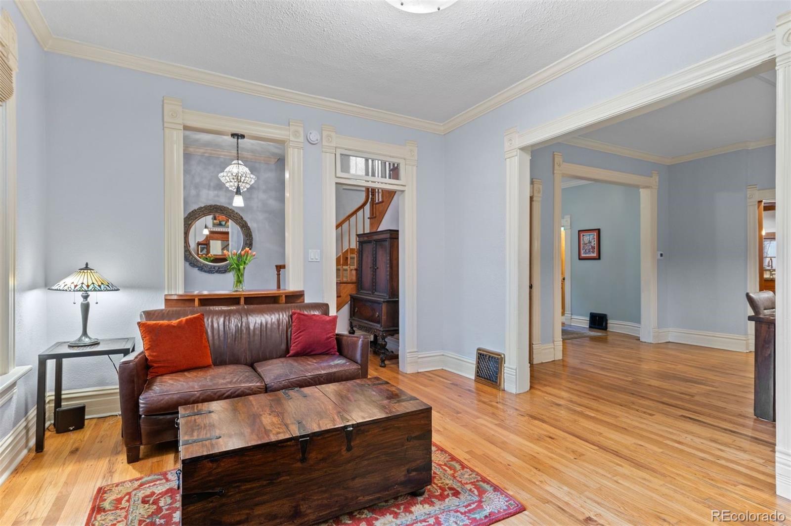 MLS Image #9 for 848 s emerson street,denver, Colorado