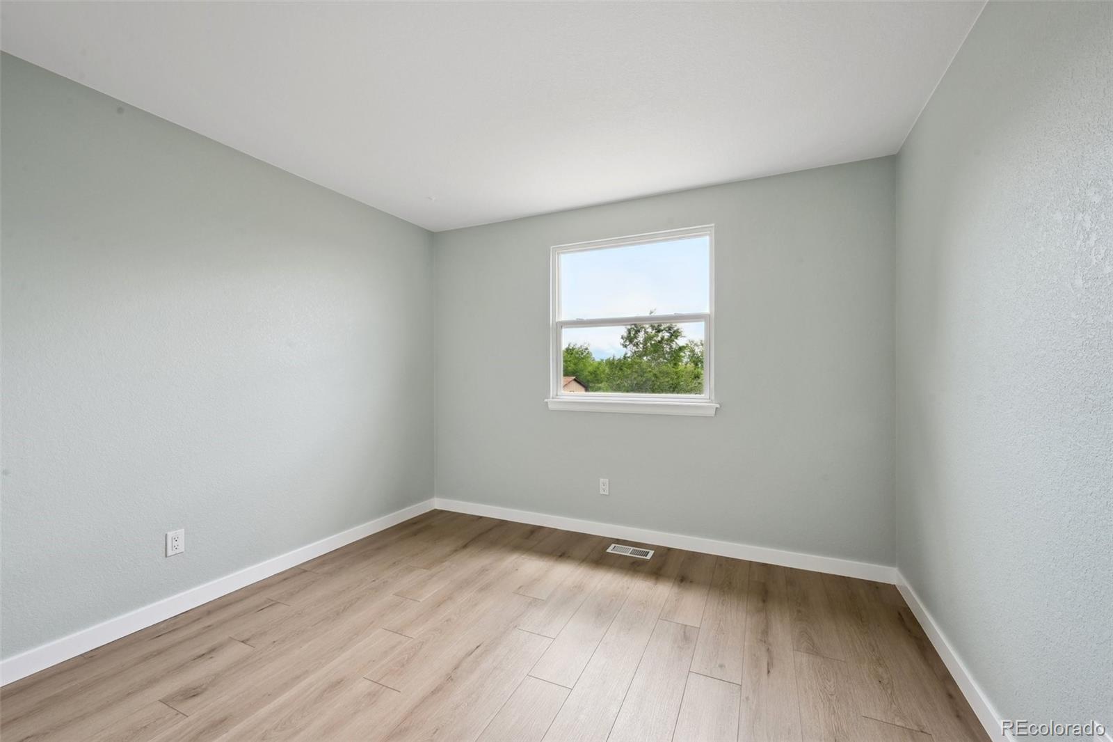 MLS Image #14 for 9366  clermont drive,thornton, Colorado