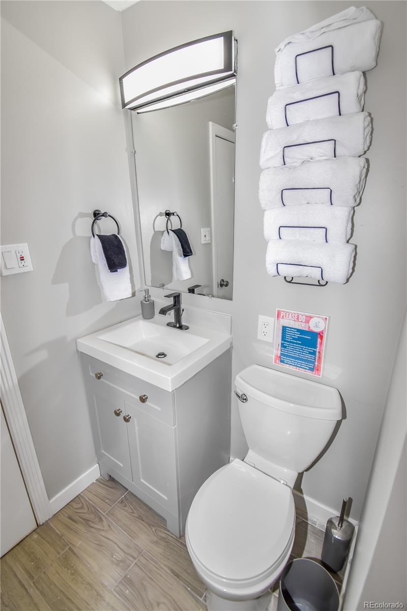 MLS Image #26 for 3071 s jasmine street,denver, Colorado