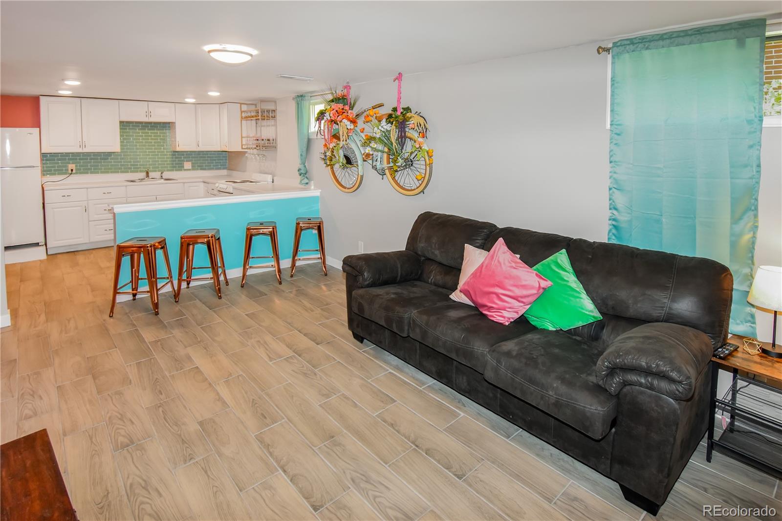MLS Image #33 for 3071 s jasmine street,denver, Colorado