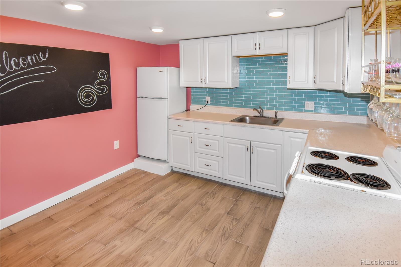MLS Image #36 for 3071 s jasmine street,denver, Colorado