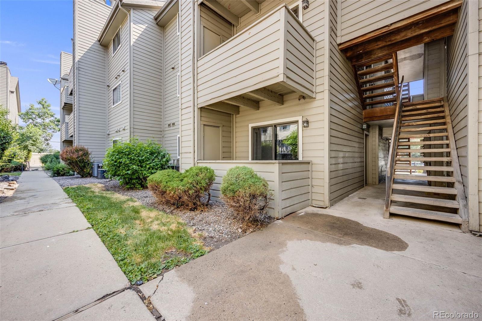 MLS Image #3 for 3100 s federal boulevard 112,denver, Colorado