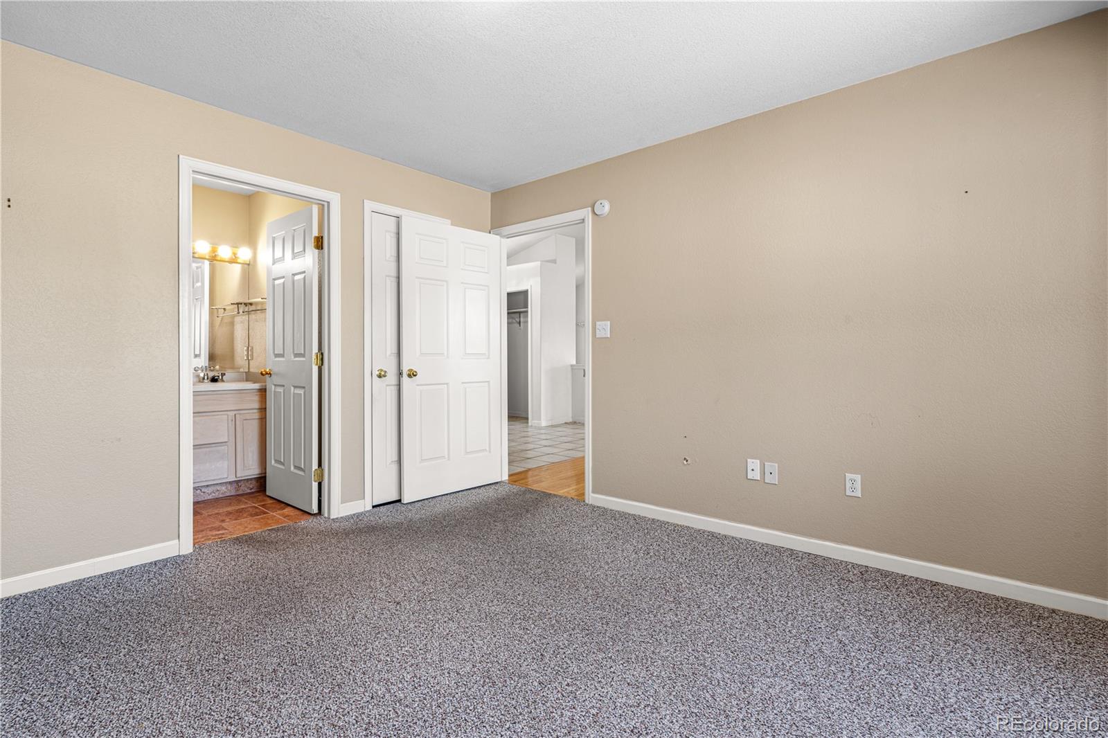 MLS Image #15 for 465 w palmer lake drive,pueblo, Colorado