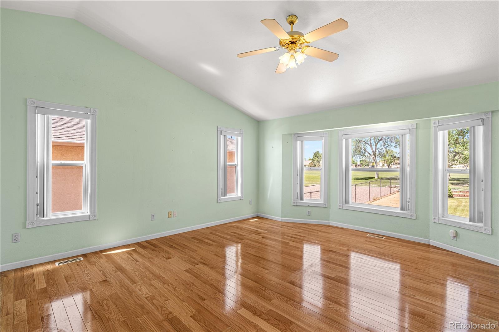 MLS Image #3 for 465 w palmer lake drive,pueblo, Colorado