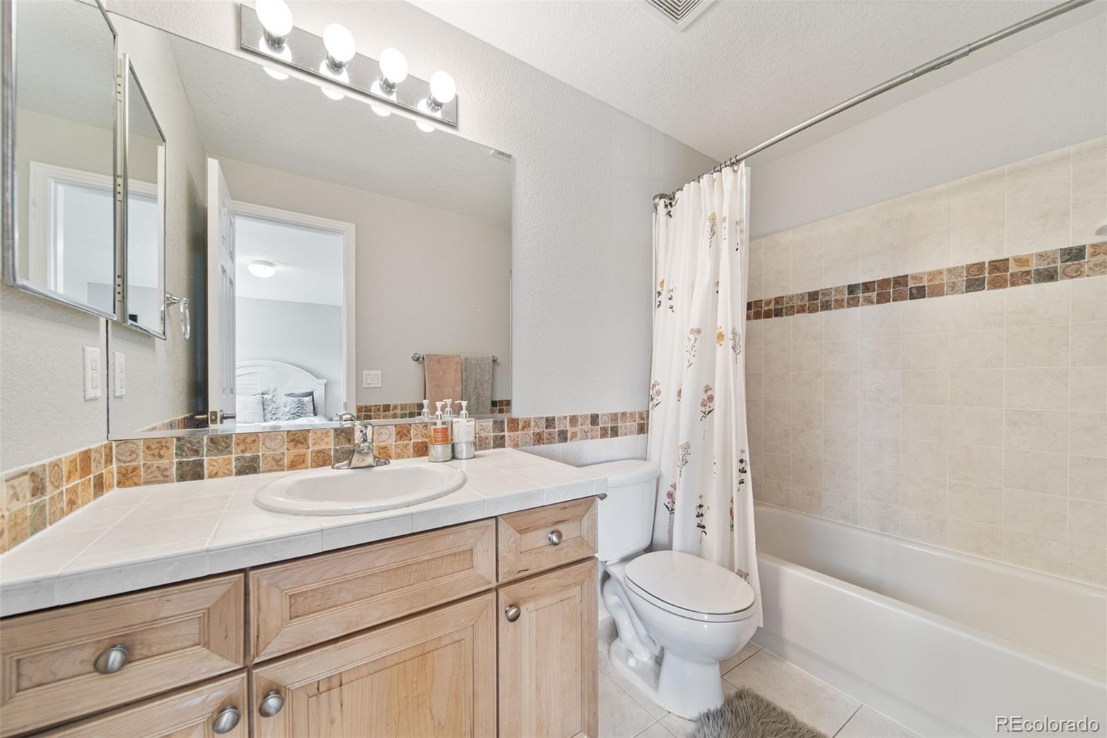 MLS Image #28 for 22227 e hinsdale avenue,aurora, Colorado