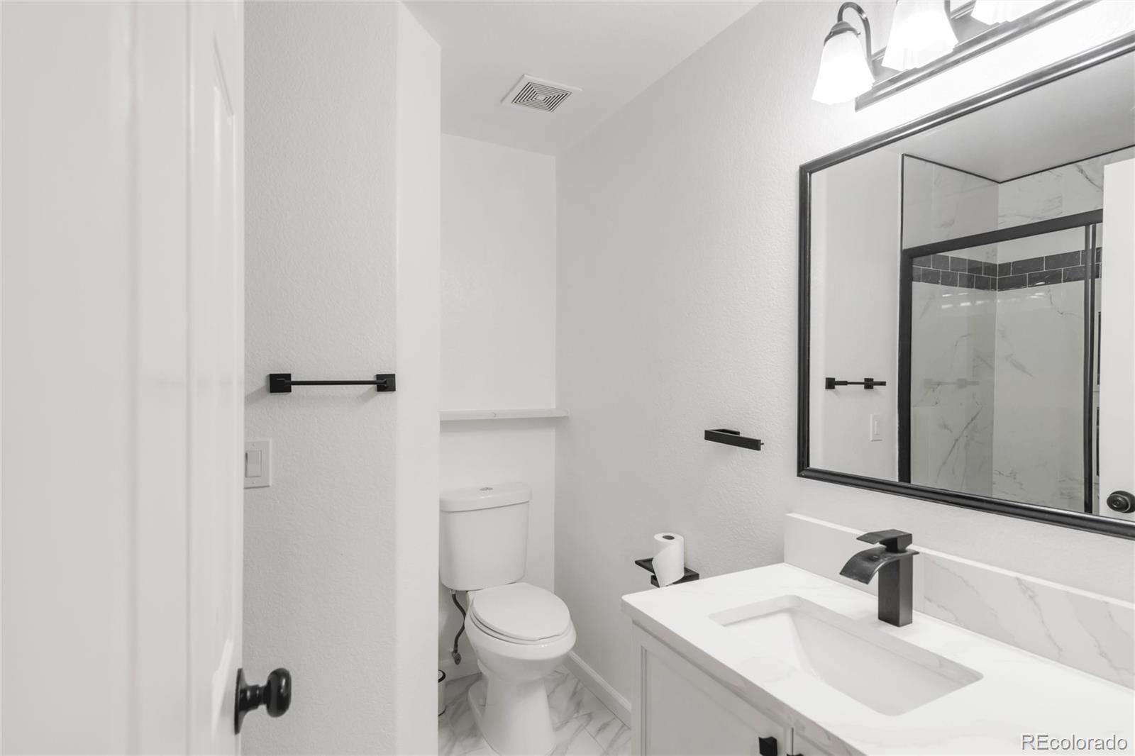 MLS Image #17 for 1249 s irving street,denver, Colorado