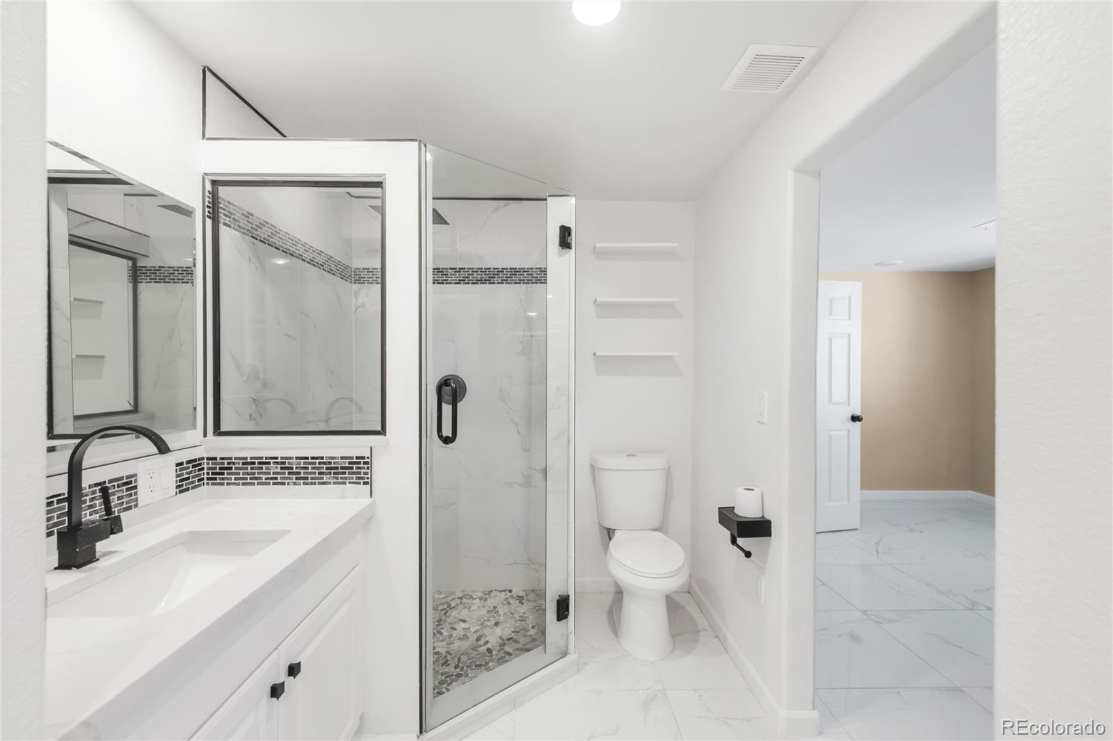 MLS Image #27 for 1249 s irving street,denver, Colorado