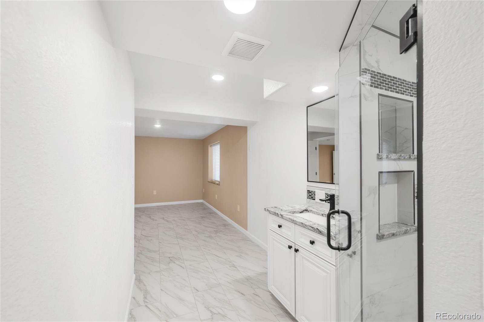 MLS Image #34 for 1249 s irving street,denver, Colorado