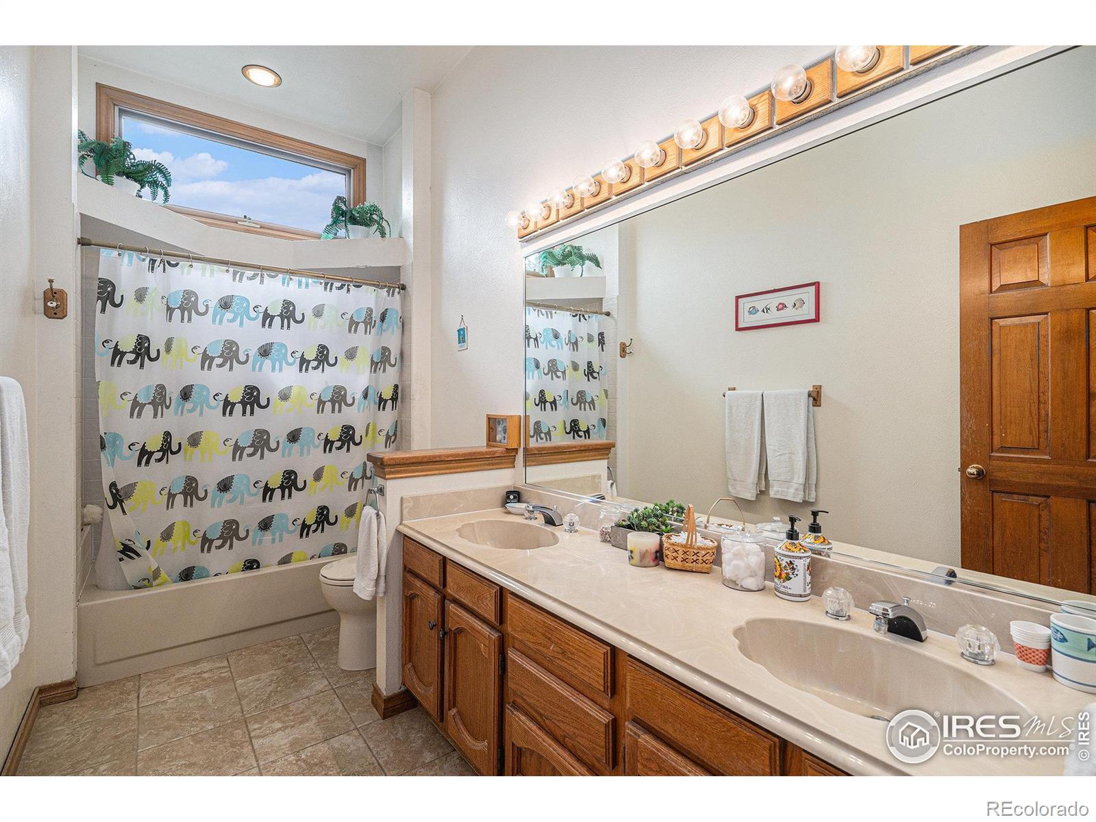 MLS Image #27 for 3441 w dartmouth avenue,denver, Colorado