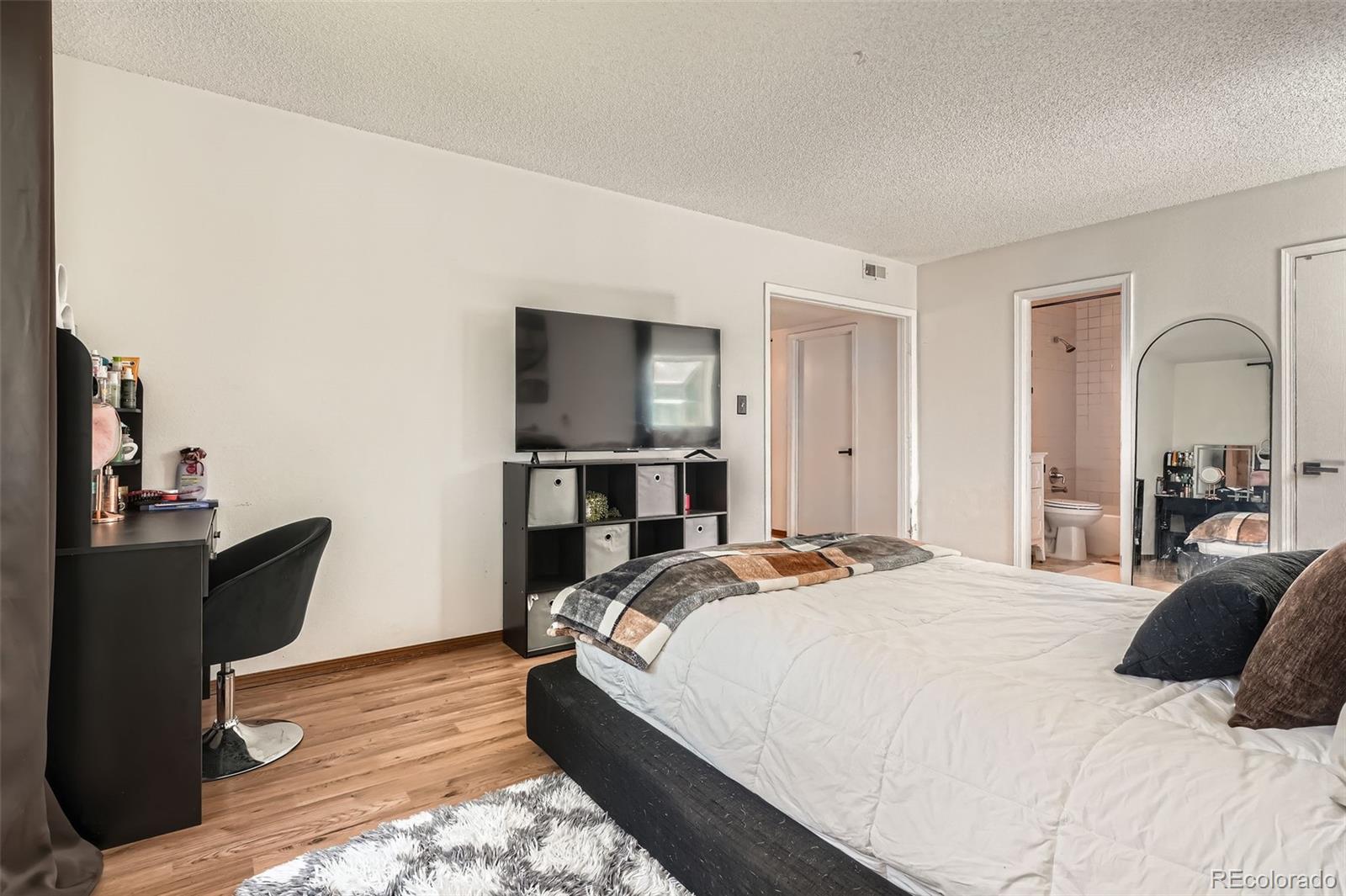 MLS Image #13 for 8225  fairmount drive 104,denver, Colorado