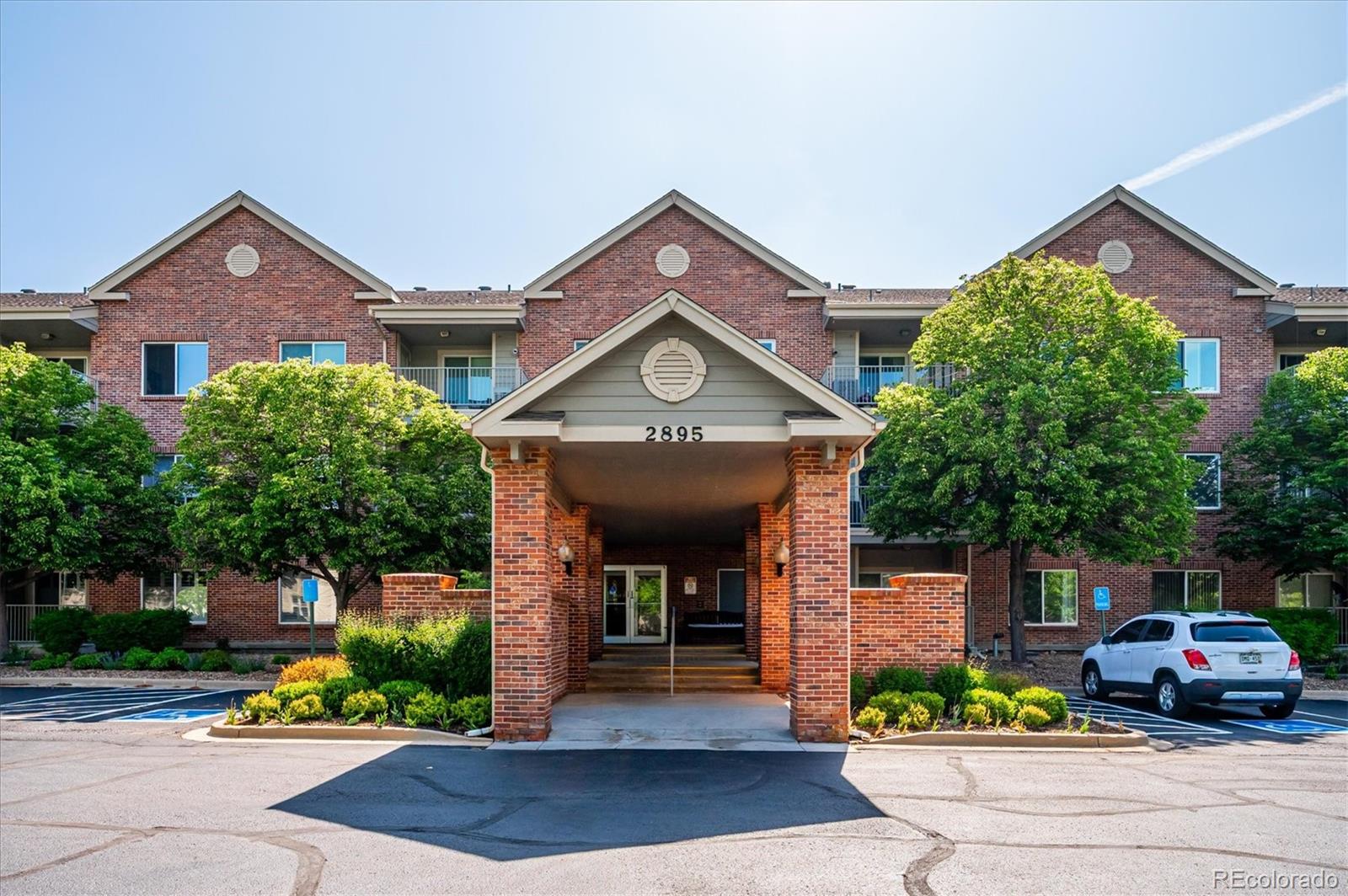 MLS Image #0 for 2895 w riverwalk circle,littleton, Colorado