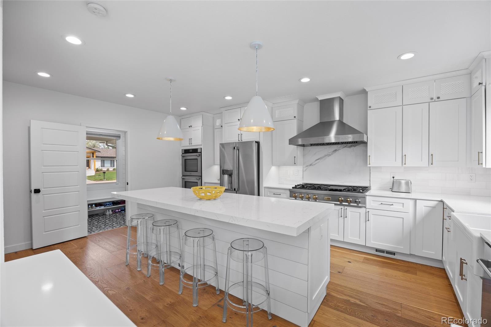 MLS Image #11 for 5853 s havana court,englewood, Colorado