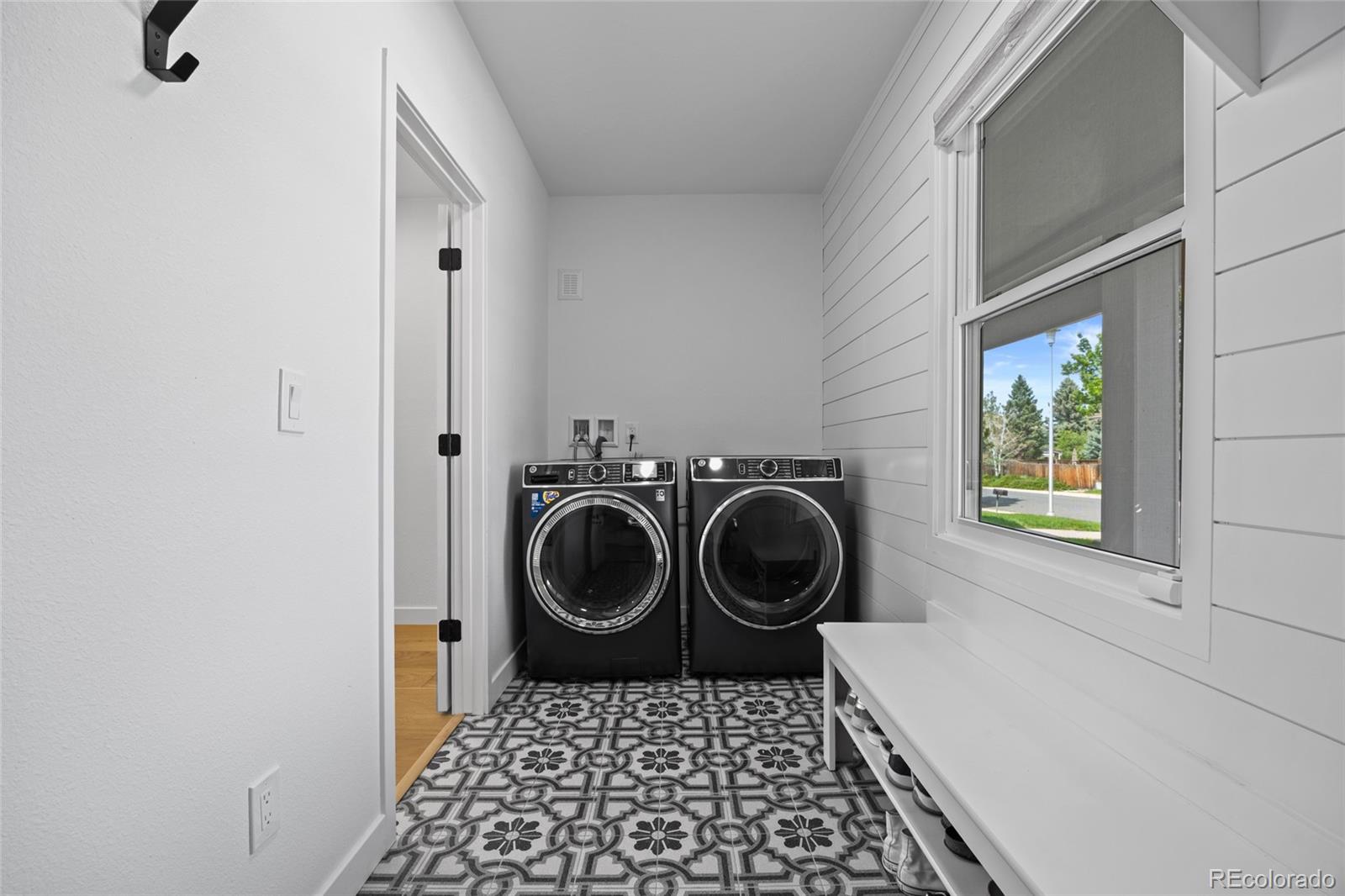 MLS Image #19 for 5853 s havana court,englewood, Colorado