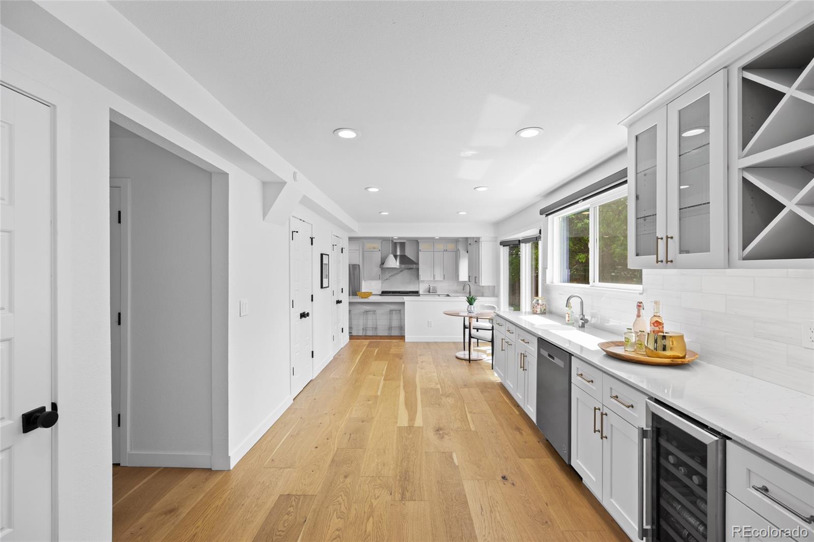 MLS Image #9 for 5853 s havana court,englewood, Colorado