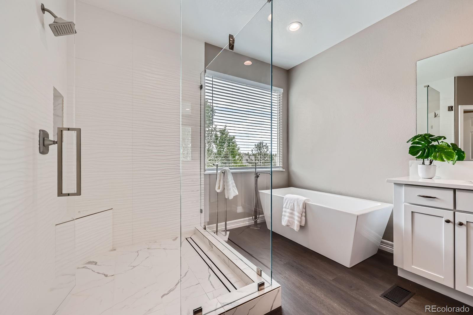 MLS Image #14 for 8469  winter berry drive,castle pines, Colorado