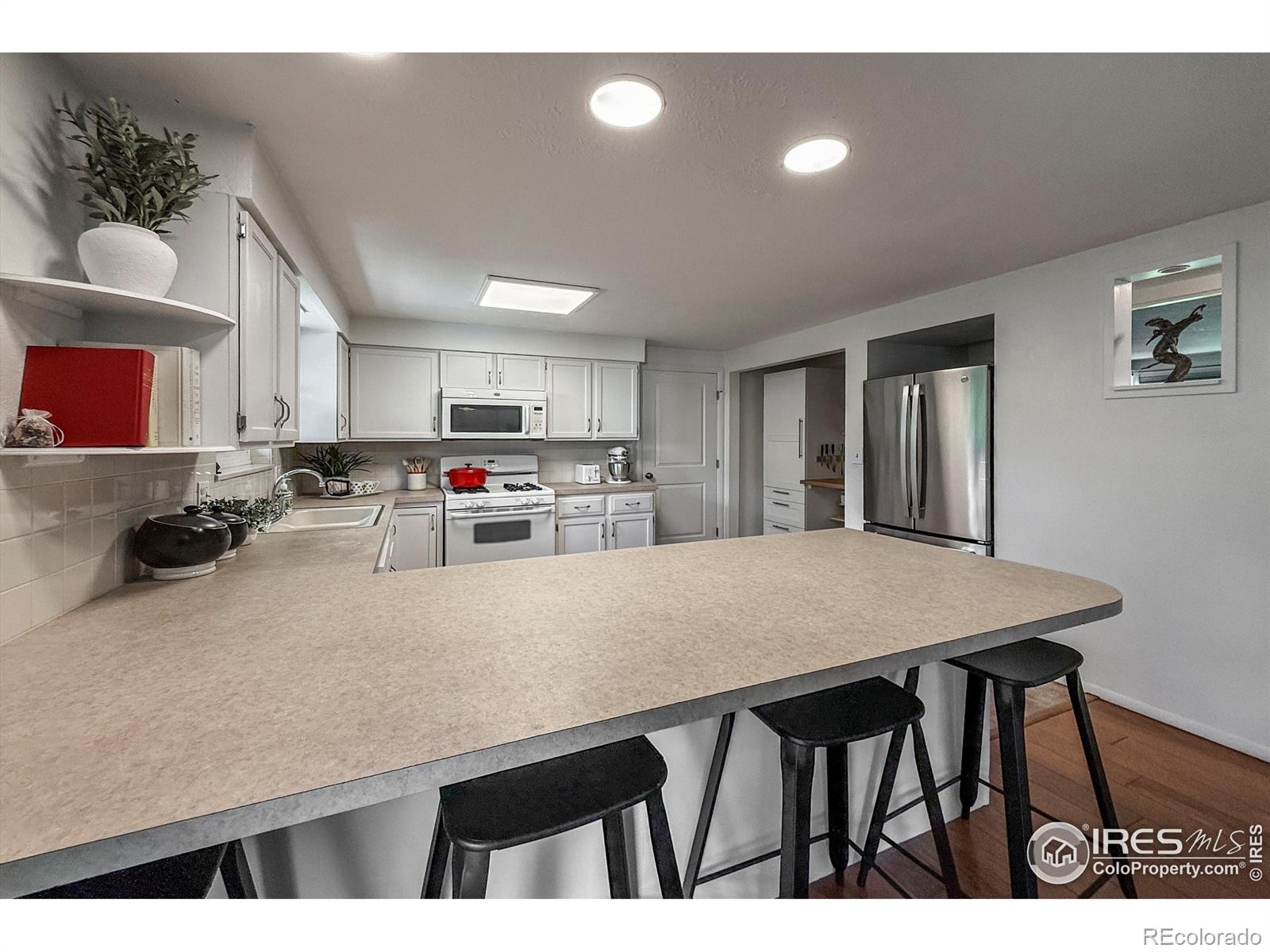 MLS Image #11 for 1005  cimmeron drive,loveland, Colorado